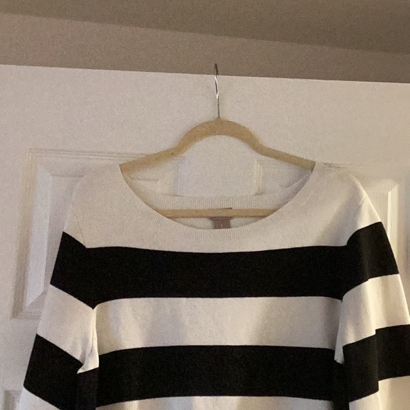 Chico’s Zenergy Sweater - Picture 2 of 6